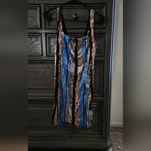Lulus Sequin mini dress - Picture 13 of 13